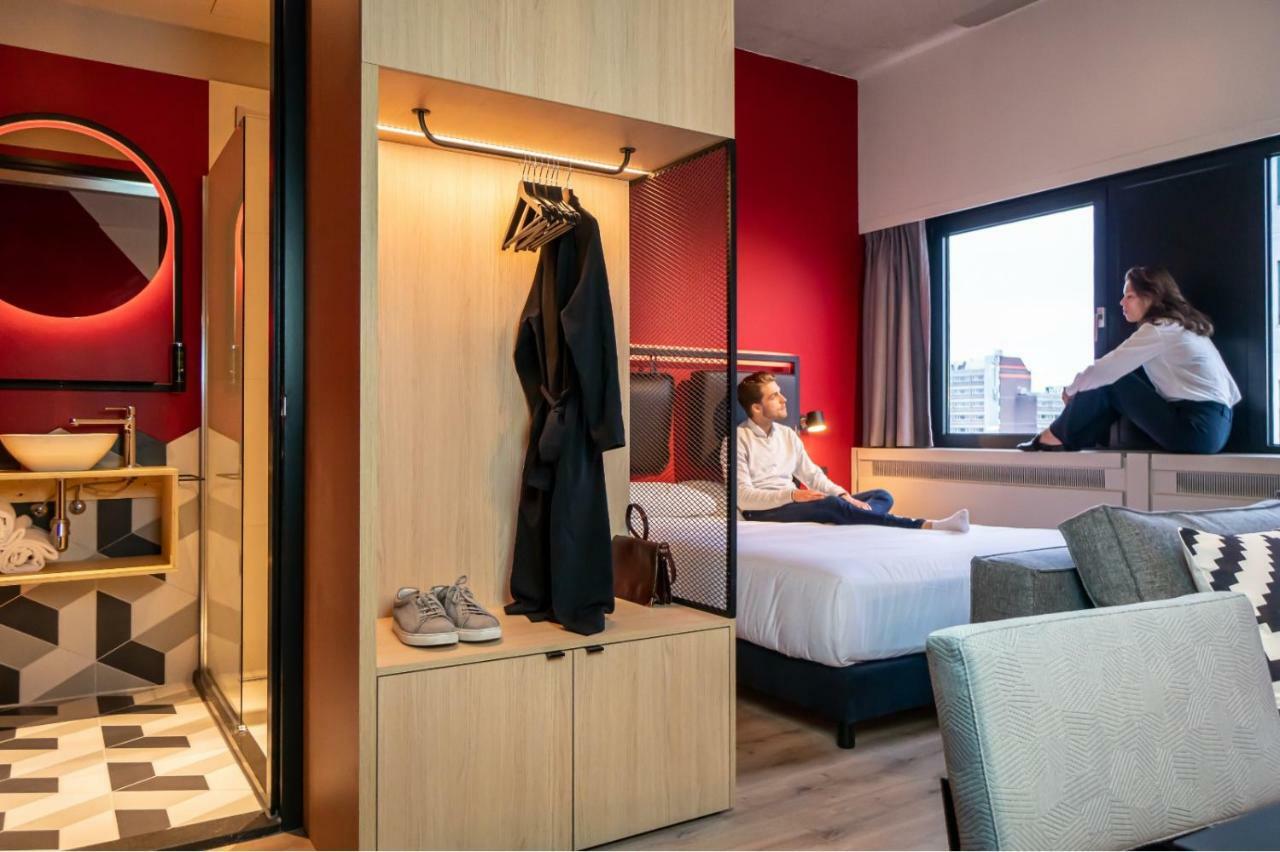 Via Suites Amsterdam Bagian luar foto